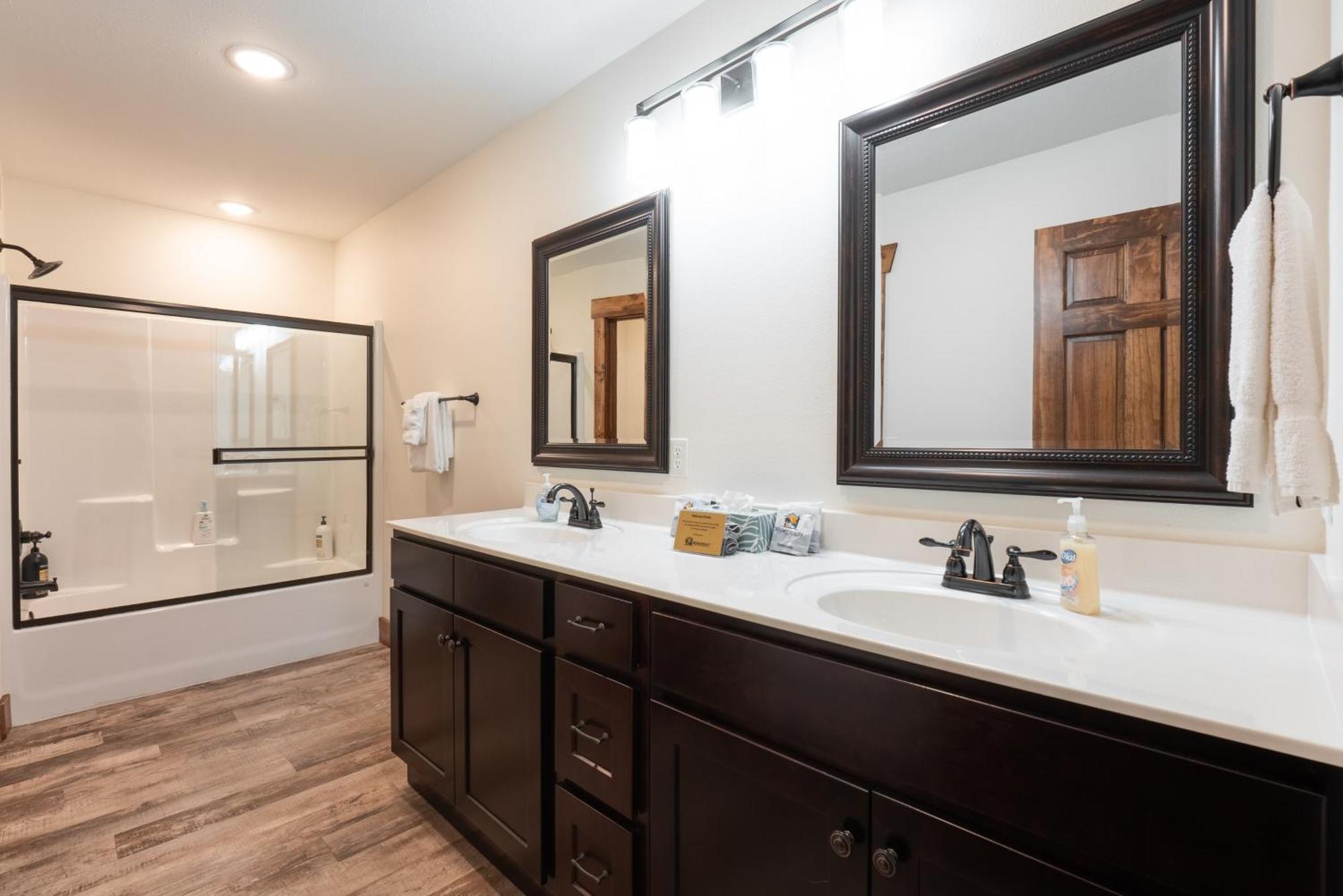 3Br Walk-In Near Silver Dollar City - Game Room - Pool - Free Tickets Included - Rr93A แบรนสัน ภายนอก รูปภาพ